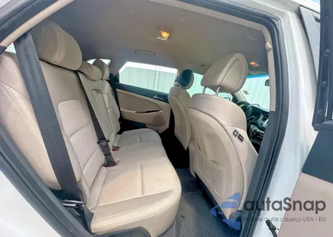 2016 Hyundai Tucson Limited z USA, uszkodzony, nr VIN KM8J33A25GU026489